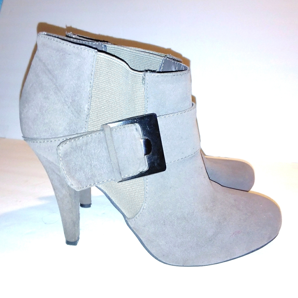 Curfew Fahy Heeled Booties
